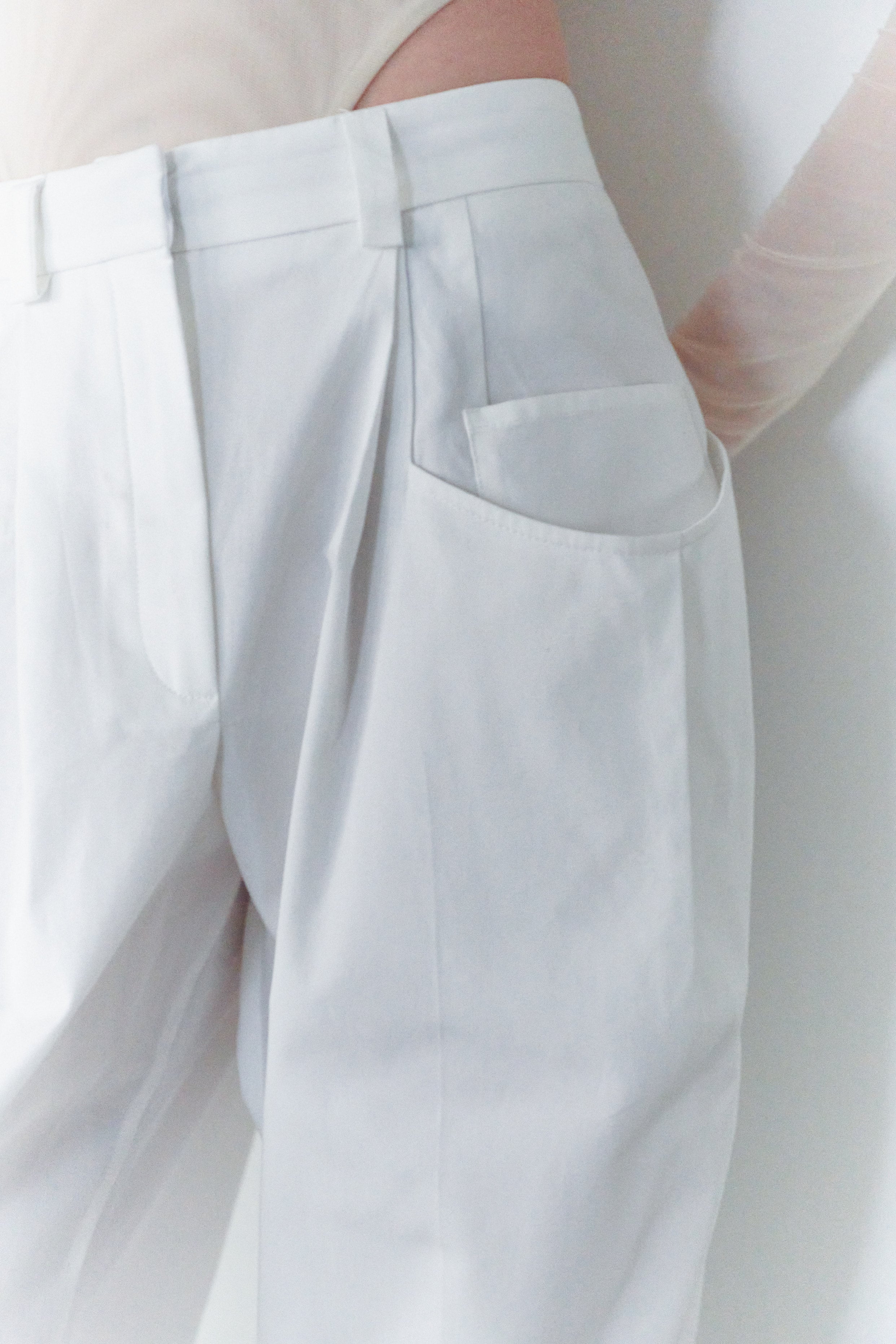 White Unisex Lightweight Gabardine Pants With Big Pockets