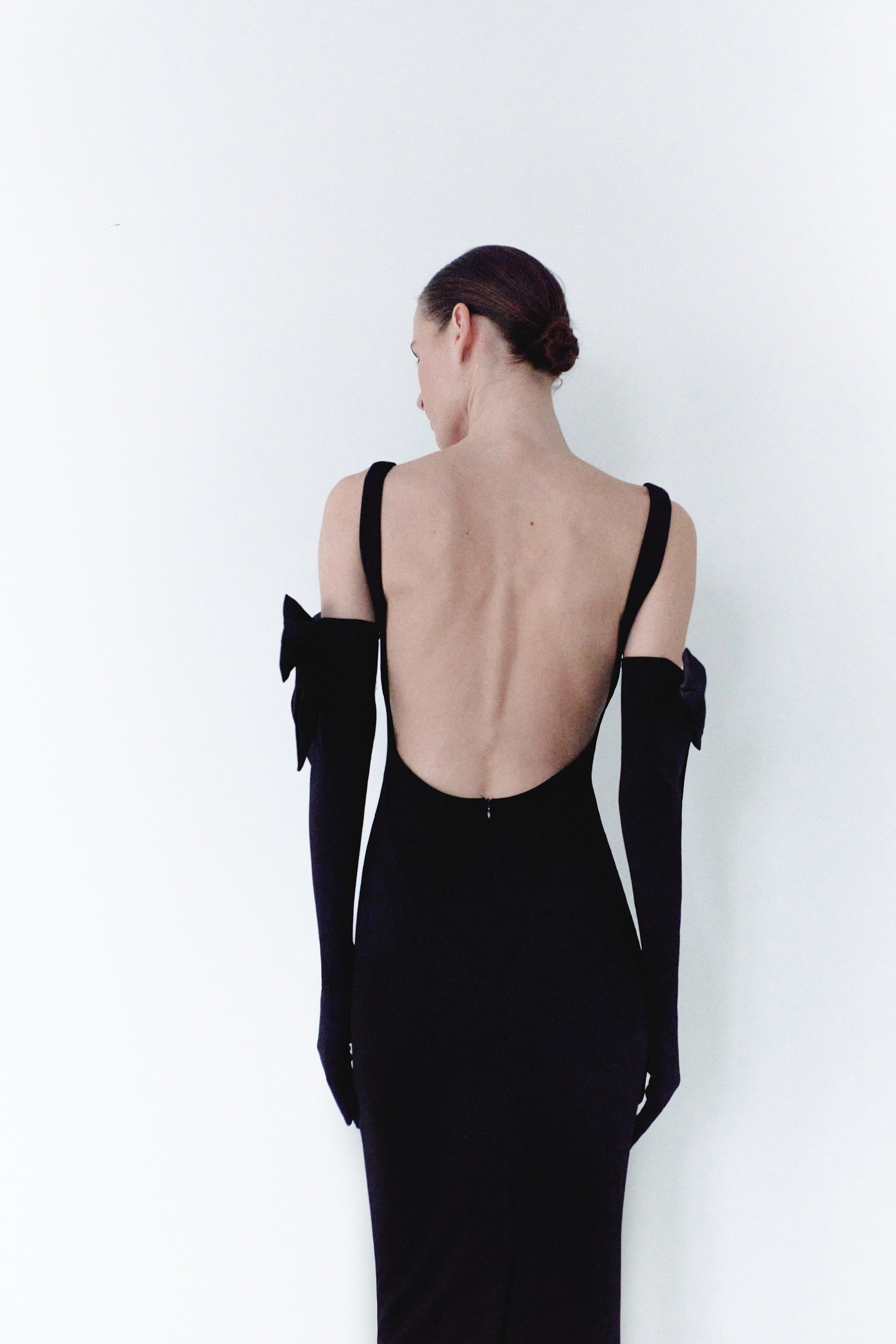 Black Long Dress With Bowknot Gloves