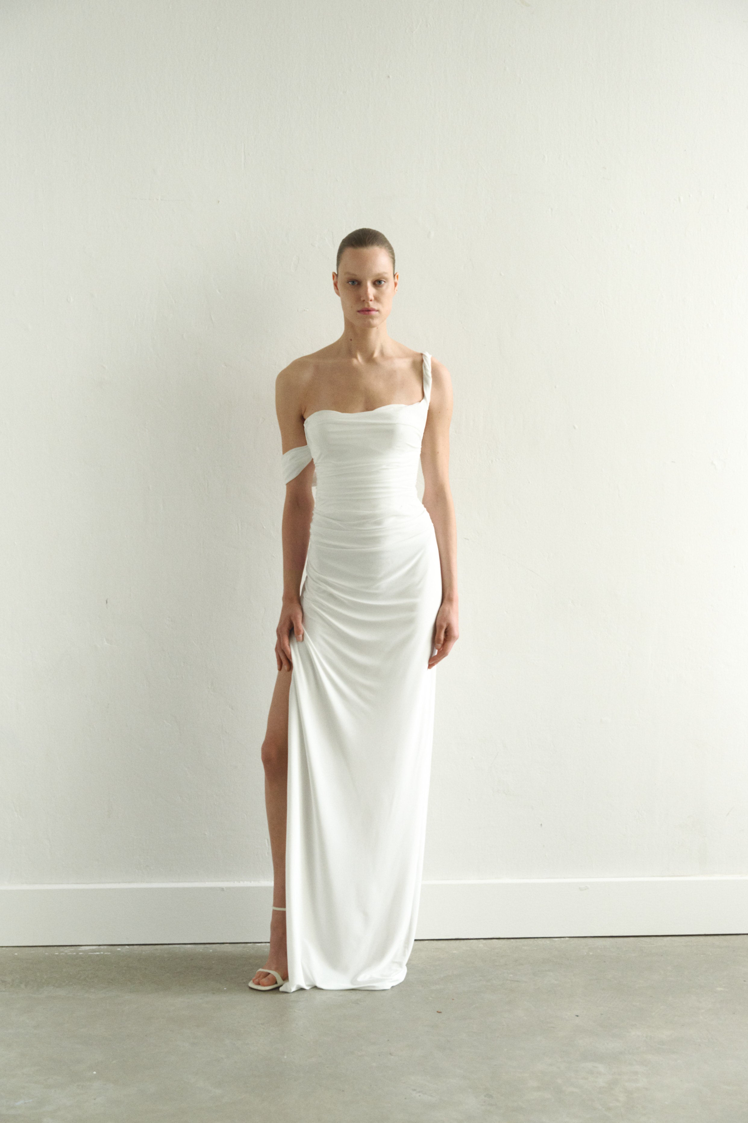 draped white maxi dress White Draped Asymmetric Maxi Dress