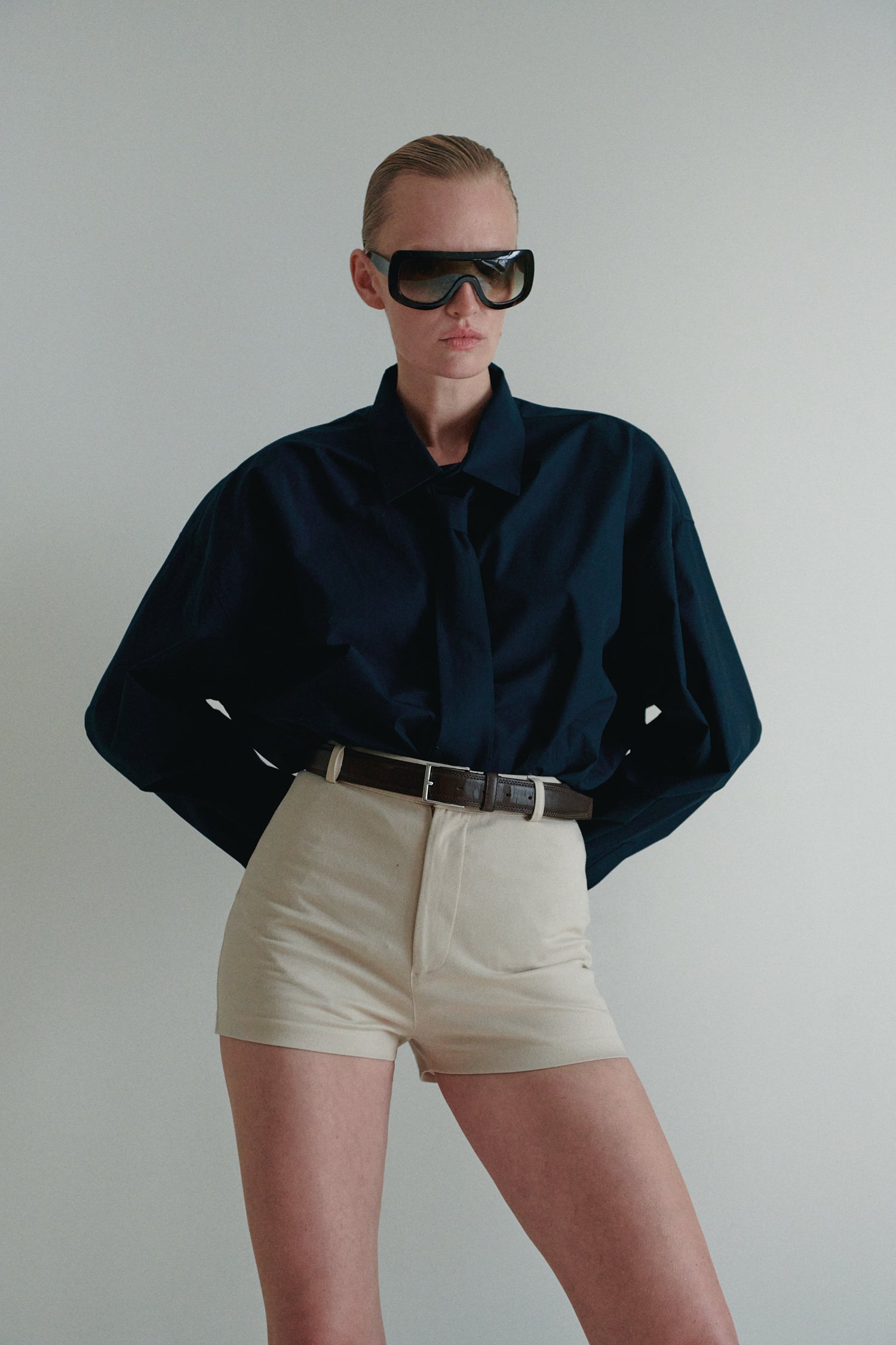 Bej Unisex Mini Şort