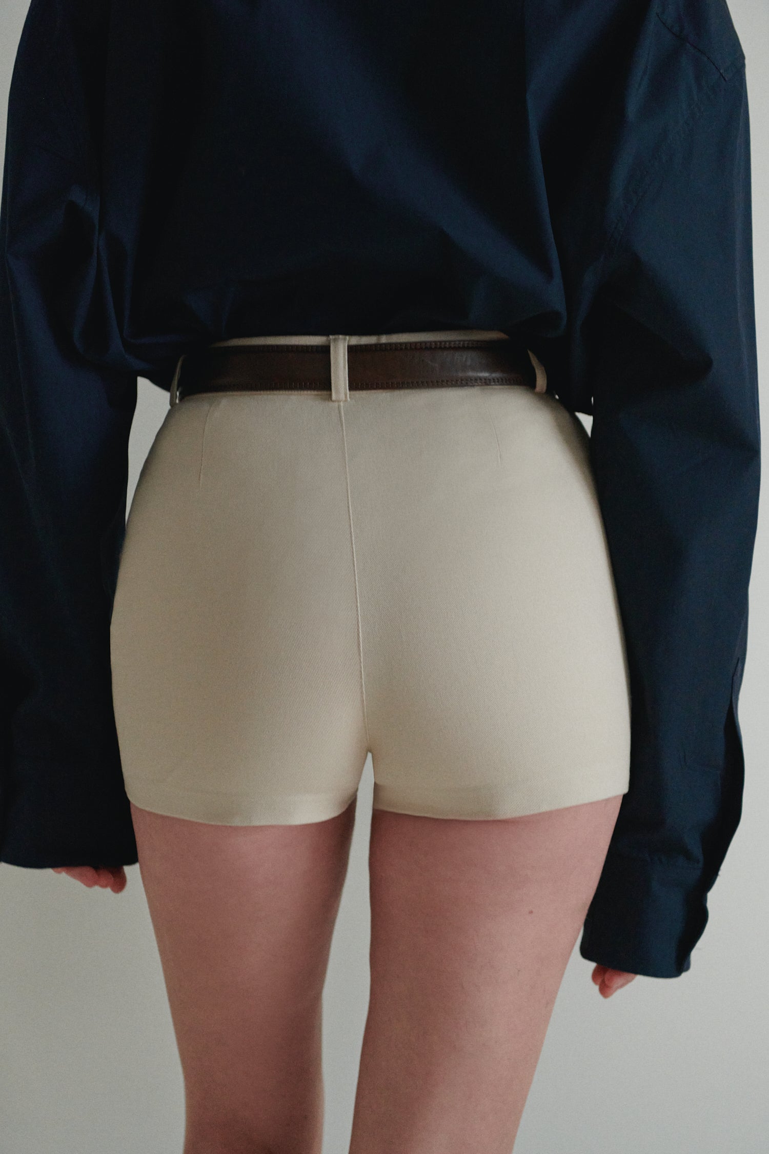 Bej Unisex Mini Şort