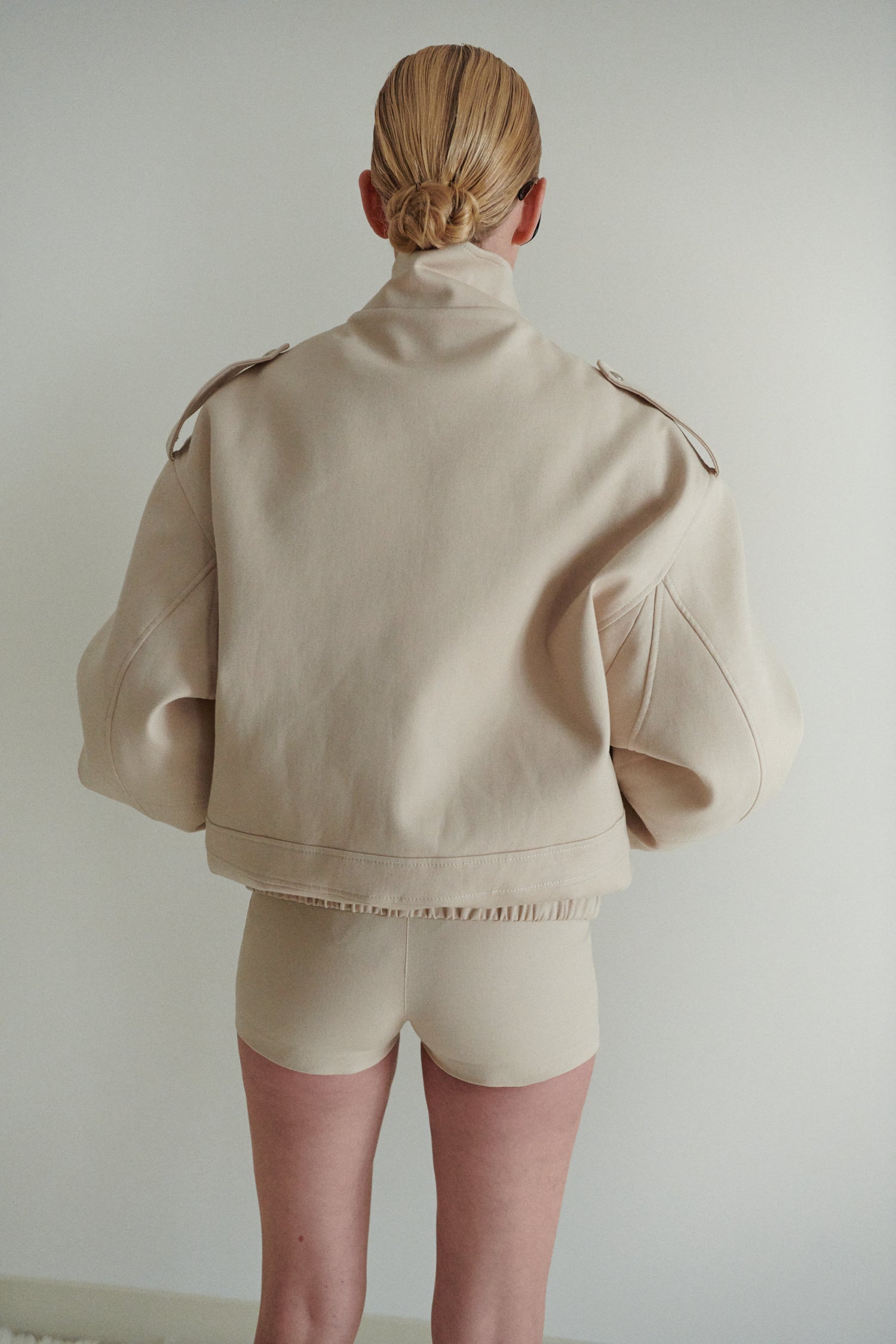 Bej Unisex Mini Şort