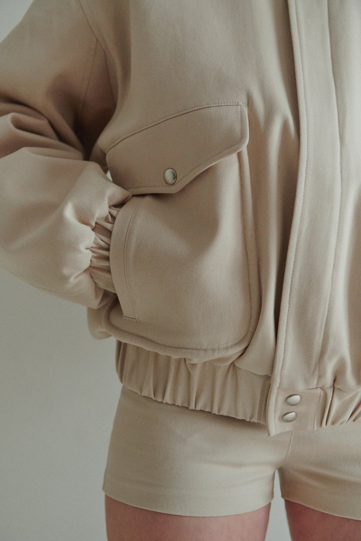 Beumer Jacket Beige Unisex Oversize Bomber Jacket With Pockets – LEAM ALMES