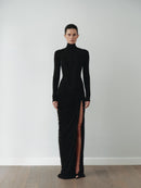 Siyah Taş Baskılı Yırtmaçlı Elbise