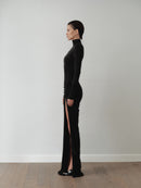 Siyah Taş Baskılı Yırtmaçlı Elbise