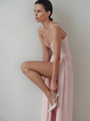 El Yapımı Altın Kaplama Aksesuar Detaylı Açık Pembe Şifon Maxi Elbise